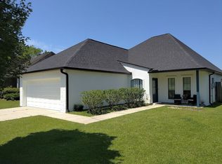 16331 Turning Leaf Dr, Prairieville, LA 70769