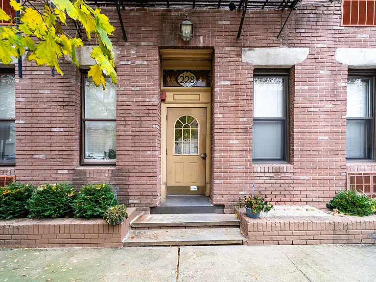 228 Bloomfield St #9 — Photo 12