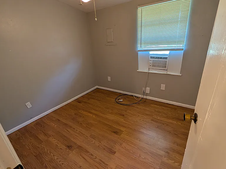 3401 NW Williams Ave — Photo 13