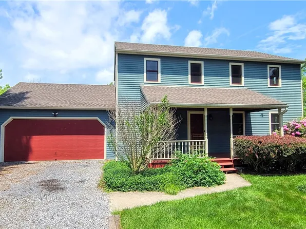 124 Woolf Ln, Ithaca, NY 14850