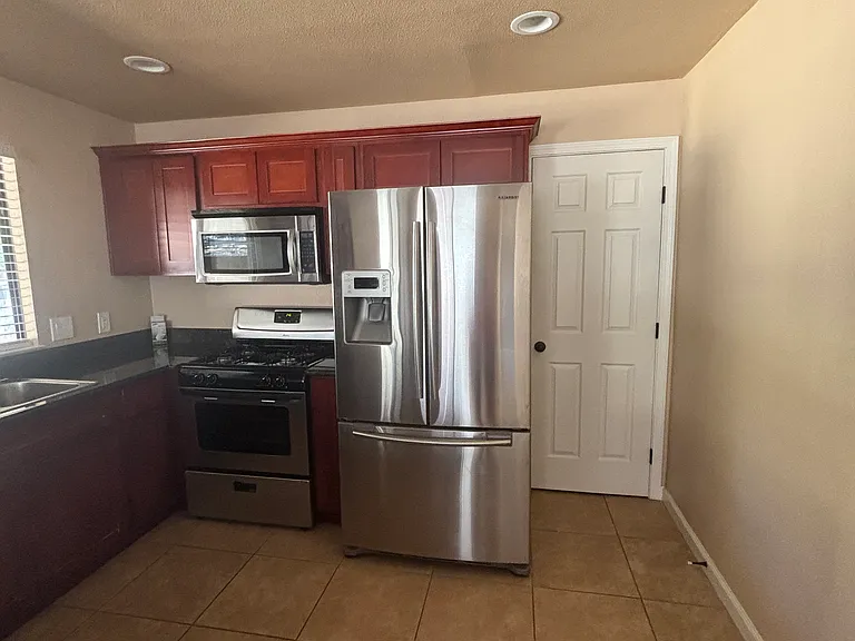 2863 Greenhorn Ct — Photo 16