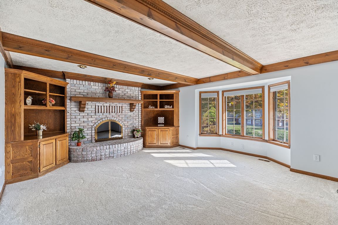 next background image