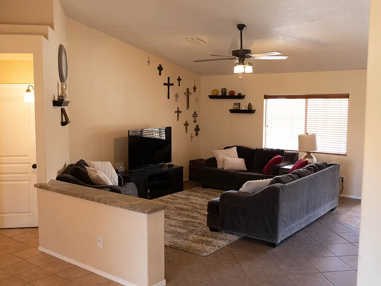 8267 E Olive Ann Ln — Photo 2