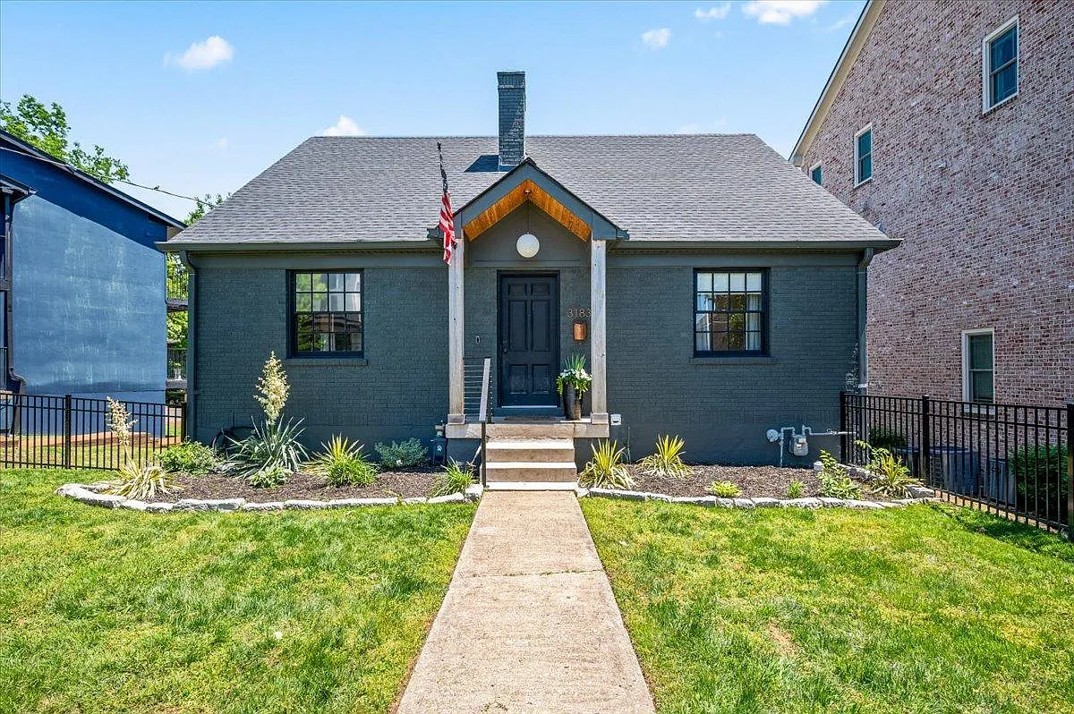 3183 Parthenon Ave — Photo 3