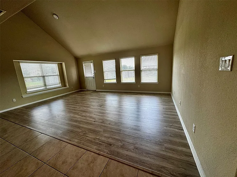 2903 McDonough Way — Photo 8