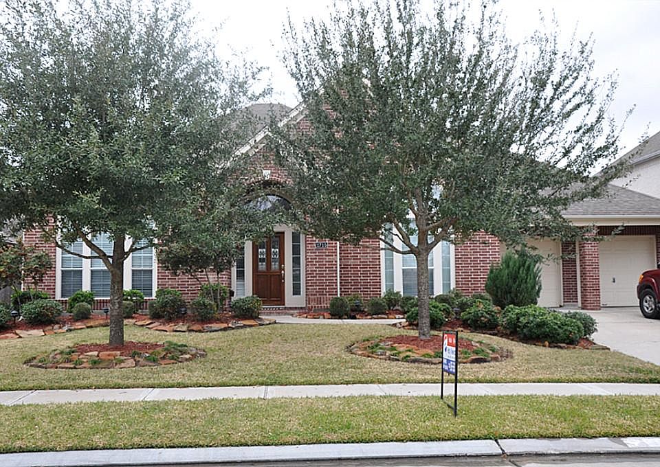 1st image of 1715 Thunder Lake Ln