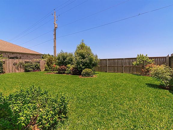 5th image of 1646 Cecina St