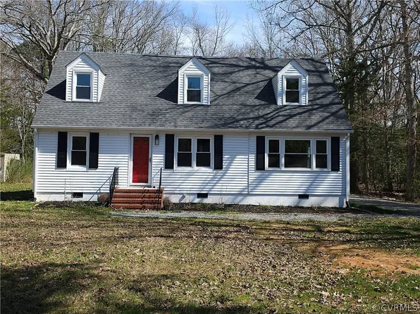 33345 King William Rd, West Point, VA 23181