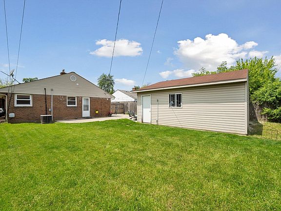 4th image of 18711 Koester St