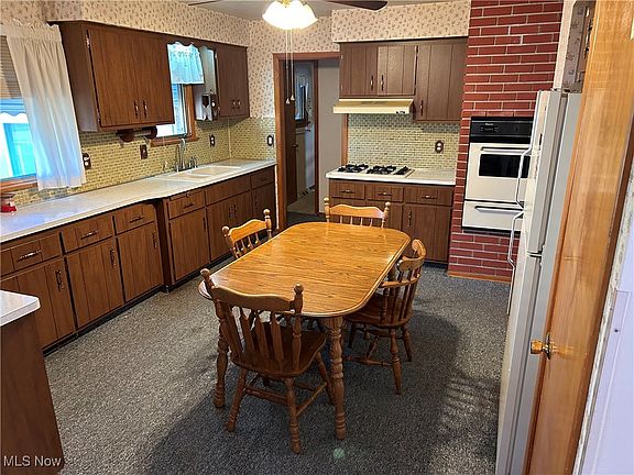 4th image of 4723 Sunny Ln