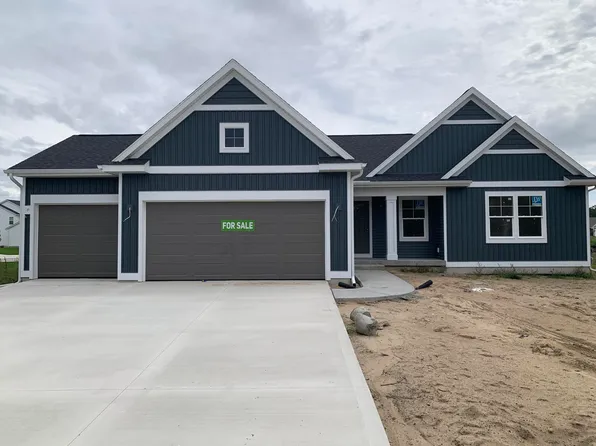 12500 Emerson Rd, Grand Haven, MI 49417