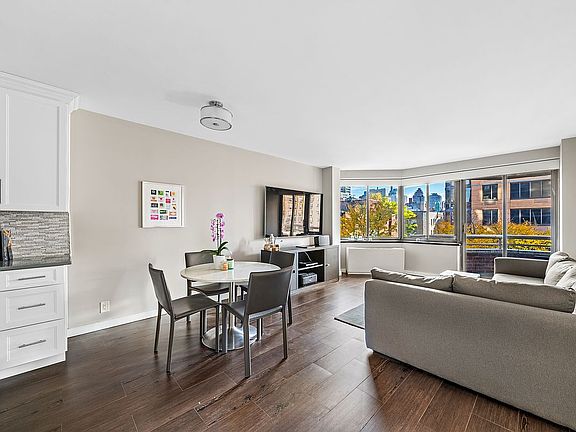 2nd image of 401 E 84th St APT 4B