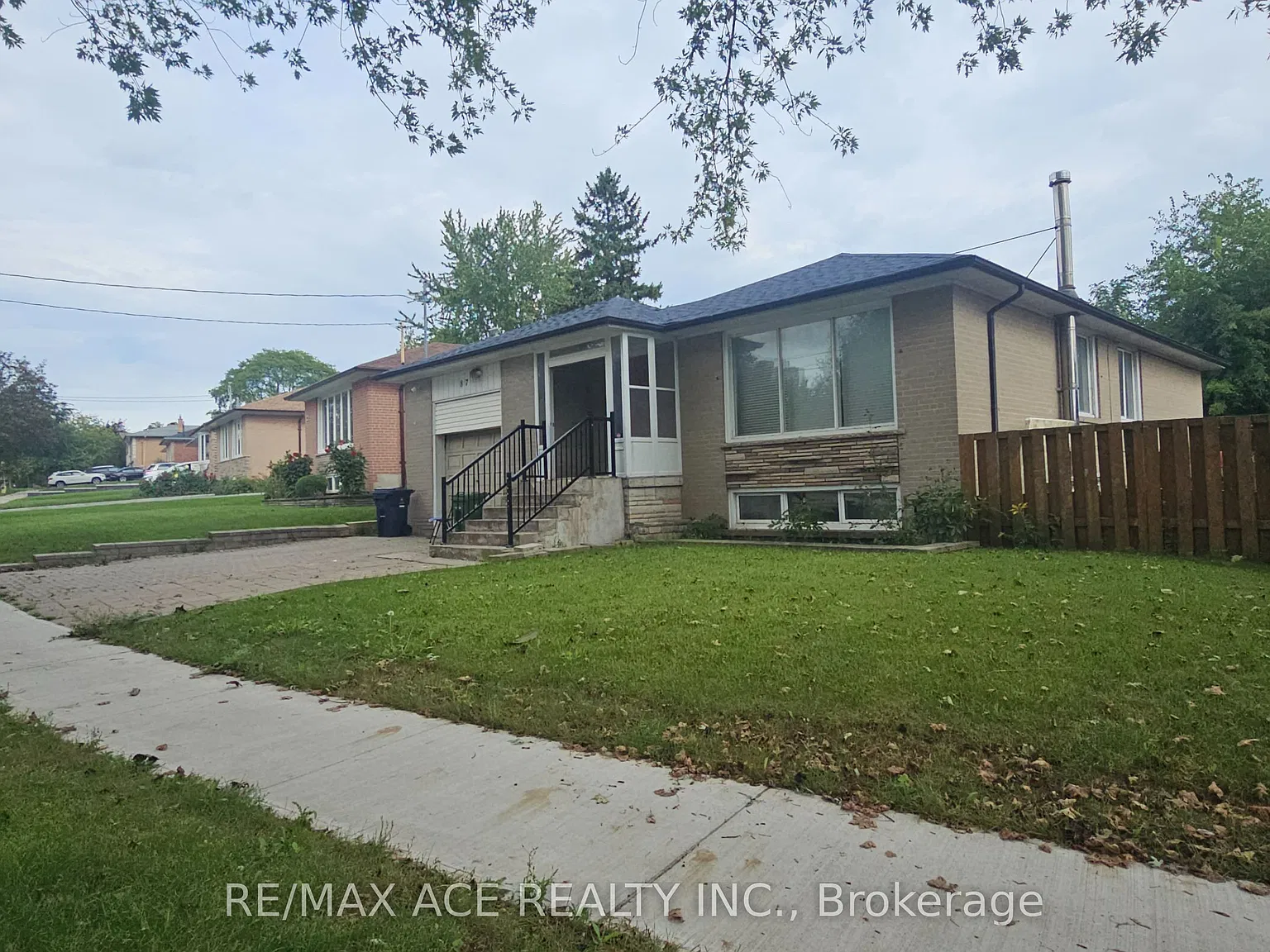 3 bed, $2,750 — Photo 2