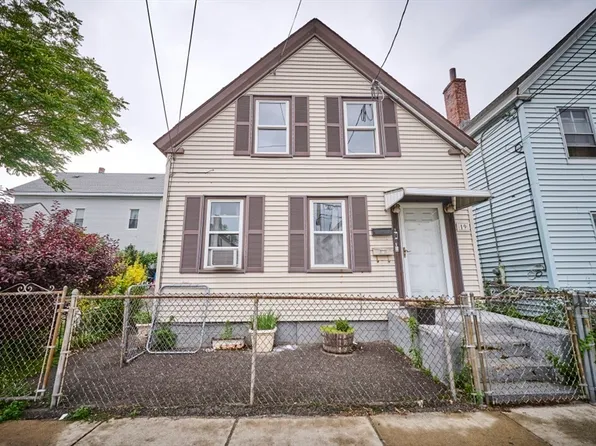 19 Elm St, Lowell, MA 01852