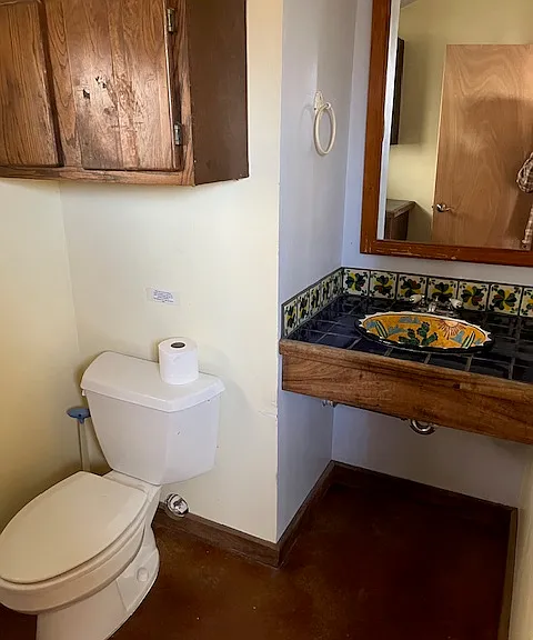 114 Vassar Dr SE #B — Photo 6