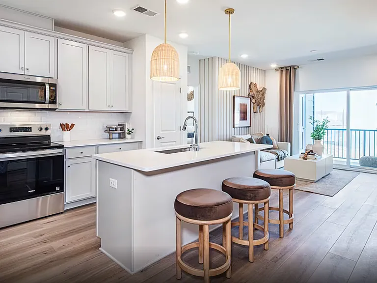 Model Imagery Staging
Kitchen