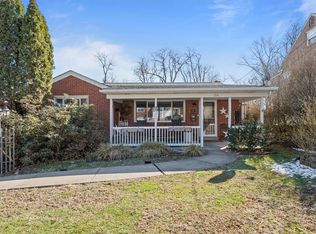 214 Clay Dr, Pittsburgh, PA