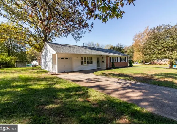 242 Brookside Rd, East Norriton, PA 19403