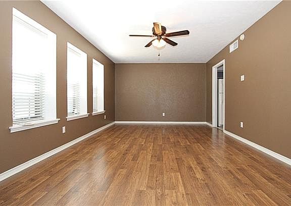 2nd image of 335 Merribrook Trl