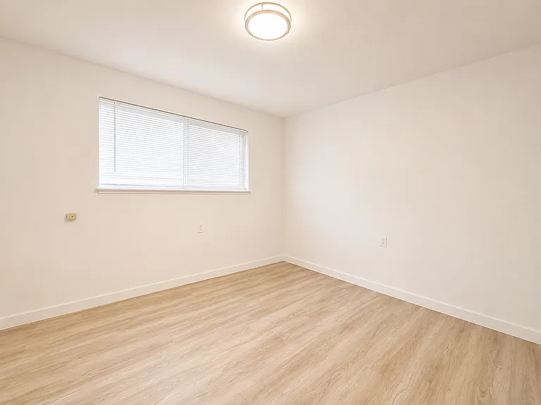 4261 Sweetwater Ave #1 — Photo 5