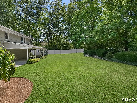 2nd image of 6 Field Crest Road