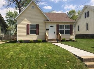 2052 N Lyon Ave, Springfield, MO 65803
