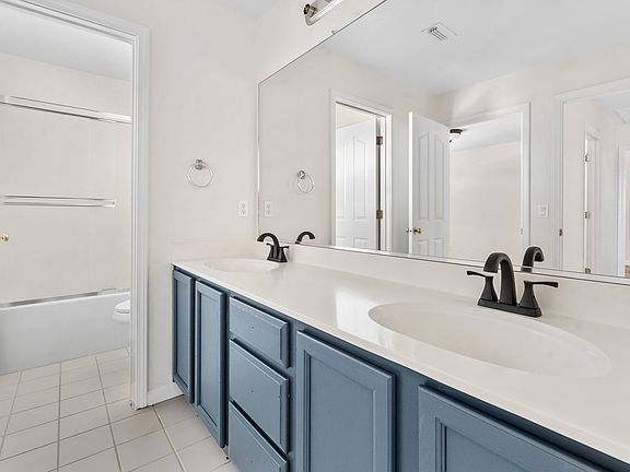 2nd image of 5700 Cooper Mill Ct