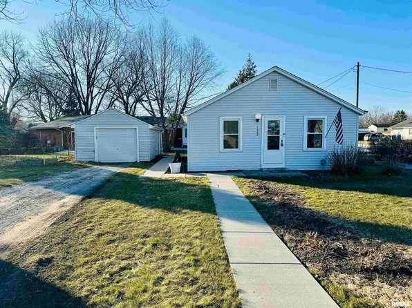 1802 W 2nd St, Coal Valley, IL 61240