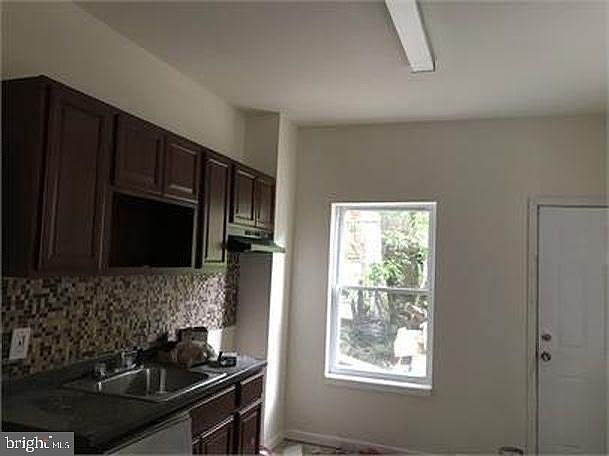 2nd image of 5644 Walton Ave