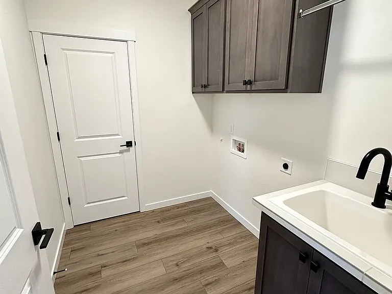 3791 Morningside Pkwy — Photo 17