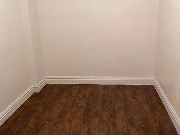 5th image of 8519 S Burnham Ave #2