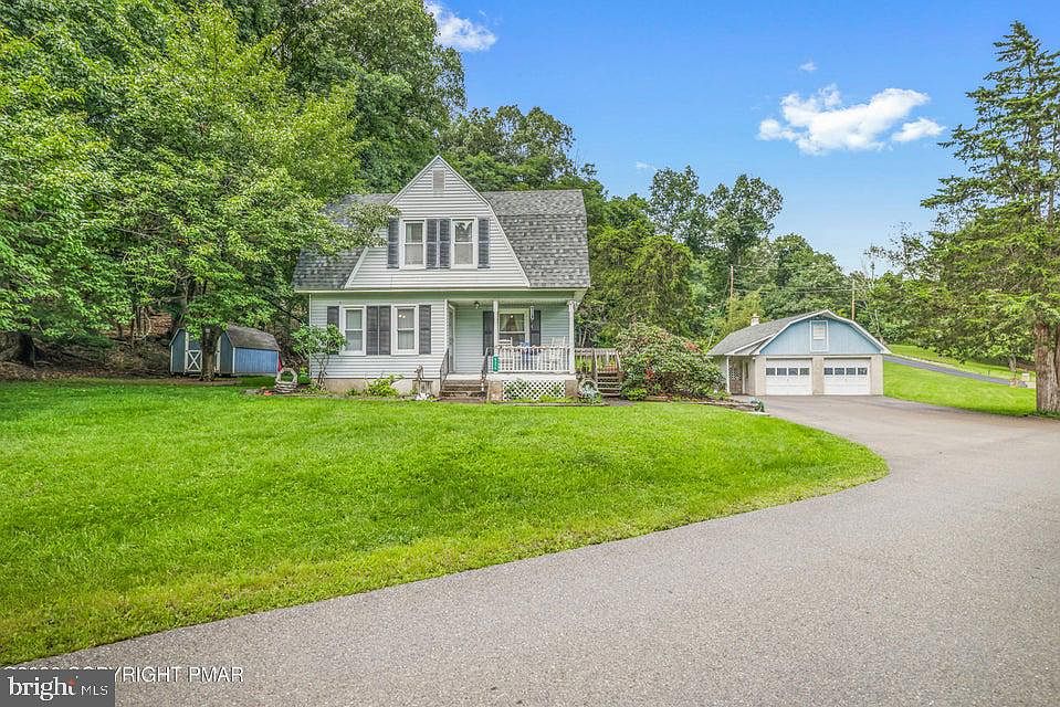 1st image of 926 Acker Rd