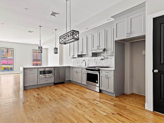 3rd image of 234 Court St #1
