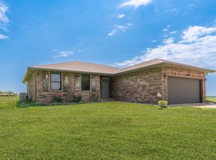 2060 N Haseltine Rd, Brookline, MO 65619