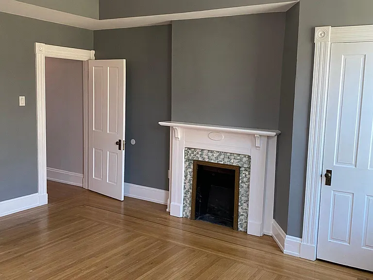 1741 Chase Ave — Photo 9