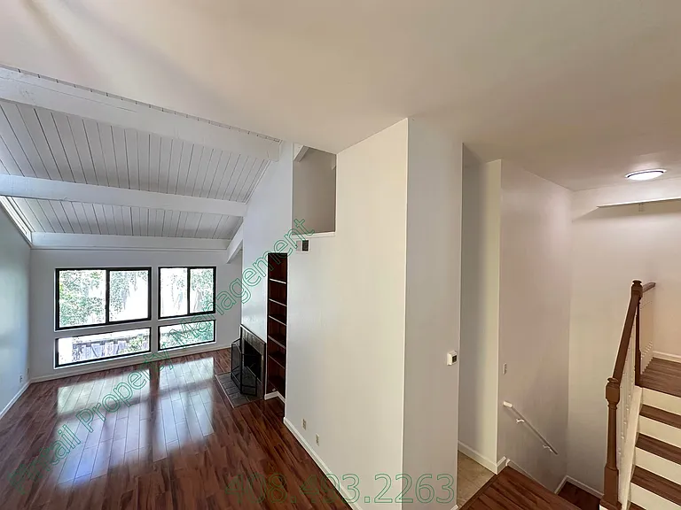 802 Kingfisher Ter — Photo 18