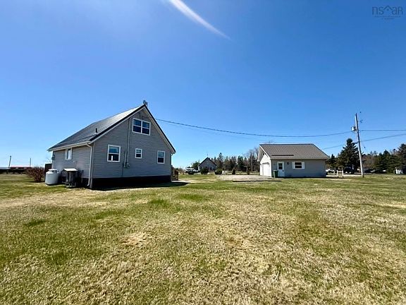 4th image of 275 Five Houses Rd