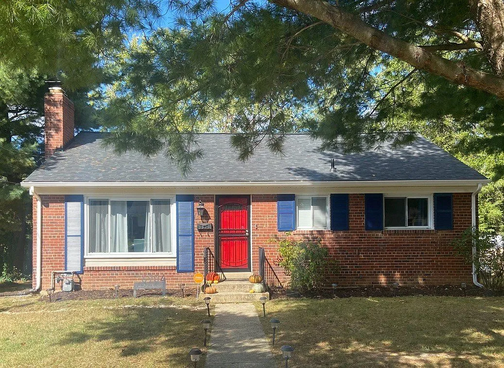Welcome home to 6904 Lansdale Street District Heights, MD — Photo 2