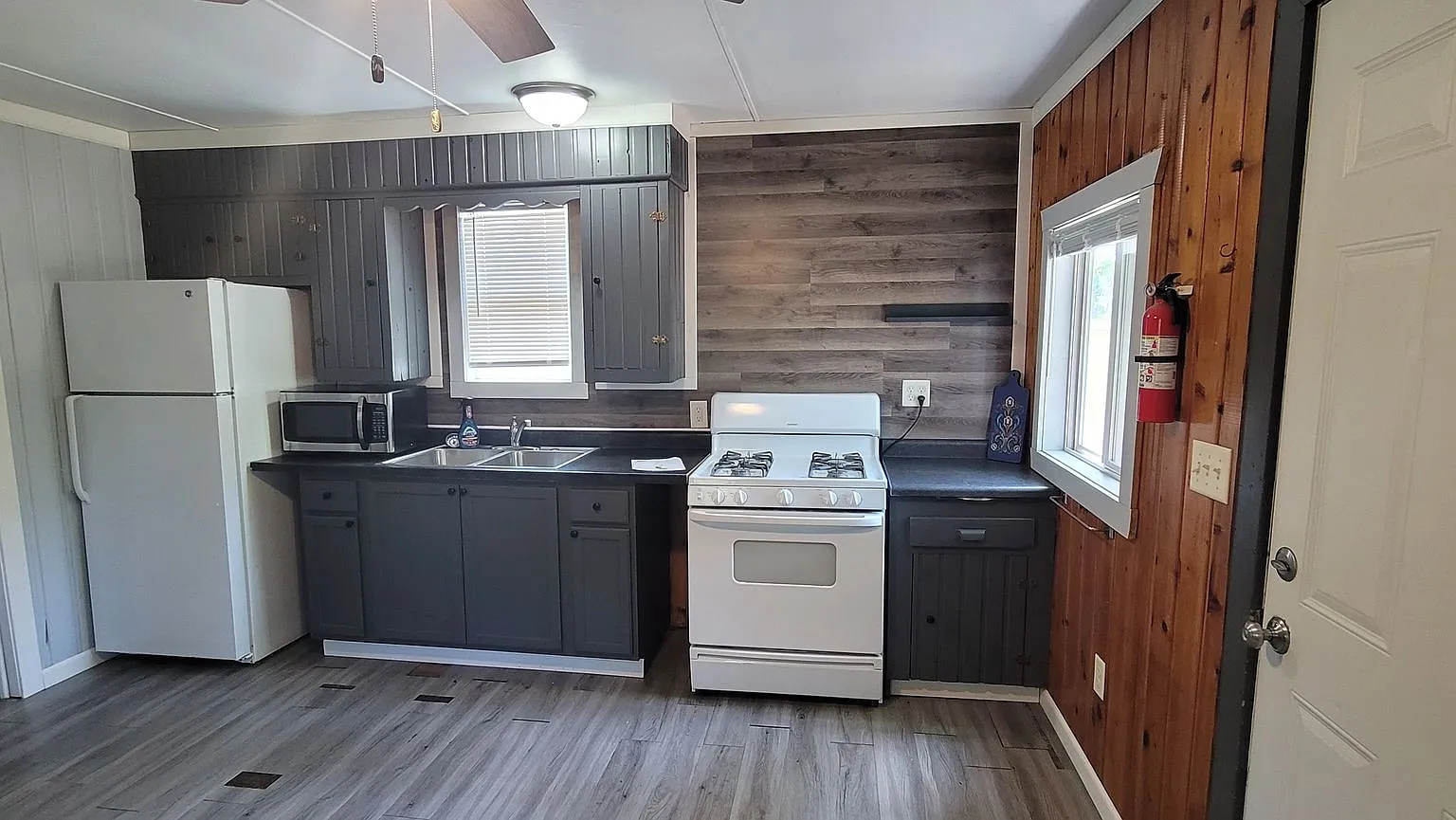 Wildwood-Wejack Cabins — Photo 2