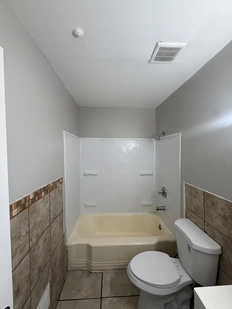 3 bed, 980 sqft, $1,250 — Photo 4