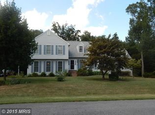 1416 Pond Ridge Dr, Pasadena, MD 21122