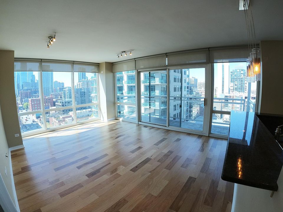 1st image of 757 N Orleans St #1211