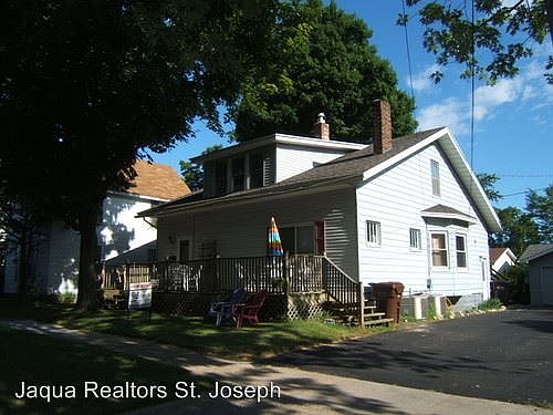1st image of 423 Erie St