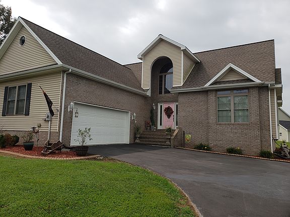 2nd image of 360 Esor Cir