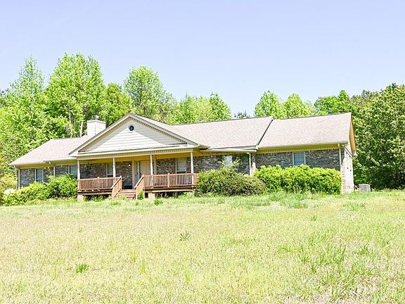 3rd image of 2755 Langley Rd #1