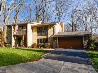 6817 Carlynn Ct, Bethesda, MD 20817