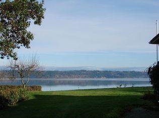 2597 S East Camano Dr, Camano Island, WA 98282