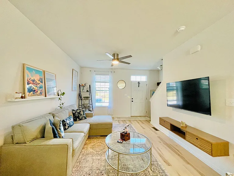 127 Streamview Dr — Photo 13