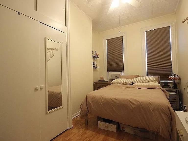 526 Adams St #1N — Photo 2