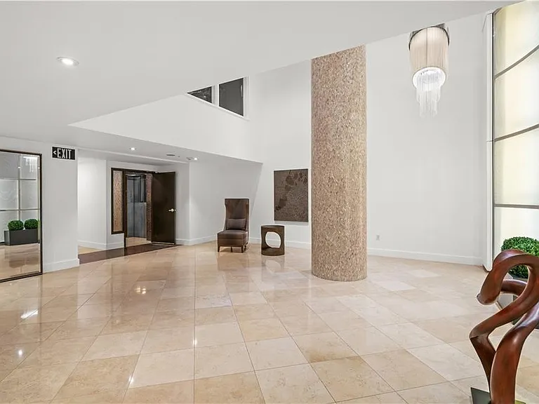 3141 Michelson Dr #1503 — Photo 32